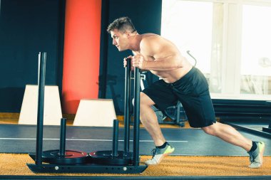 Aktif kişi spor egzersiz kavramı, egzersiz spor salonu sınıf egzersiz