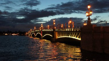 Trinity Köprüsü'nde gece, Saint-Petersburg, St Petersburg