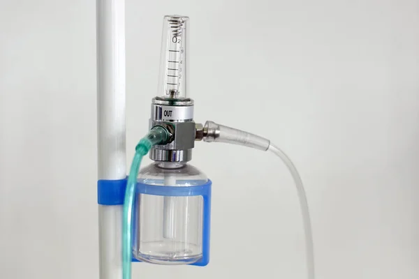 Ιατρικός Εξοπλισμός Ρυθμιστής Κύλινδρο Οξυγόνου Μετρητή Ελέγχου Πίεσης Αερίου Οξυγόνου — Φωτογραφία Αρχείου