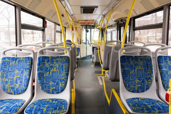 Moscow, Russia: The interior of the bus public transport in Moscow. — Stock Photo, Image