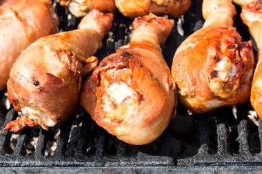 Izgara Türkiye shin pişirme sırasında