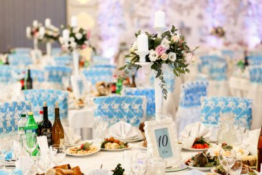 Güzel düğün restoranda yemek Hizmetleri