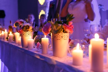 Güzel lüks dekor mumlar ile