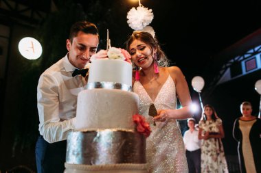 Sadece evli çiftin saçma duygular