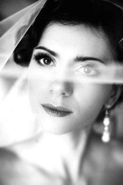 hassasiyet gelin peçe altında