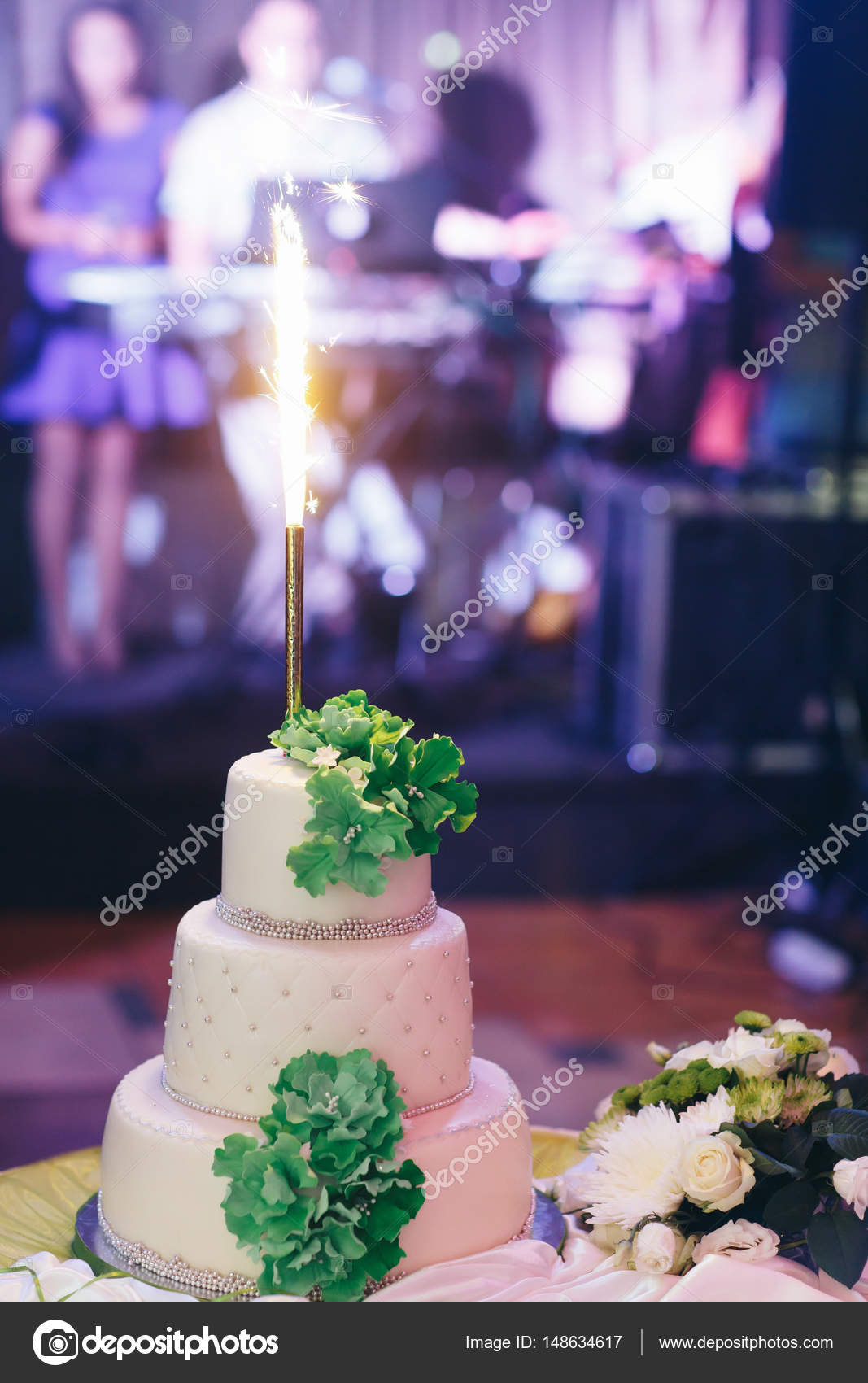 Wedding Cupcake Stands Diy Bengal Fire Stands On The Top Of A