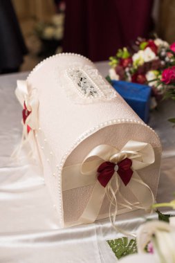 Düğün zarflar için kutusu 