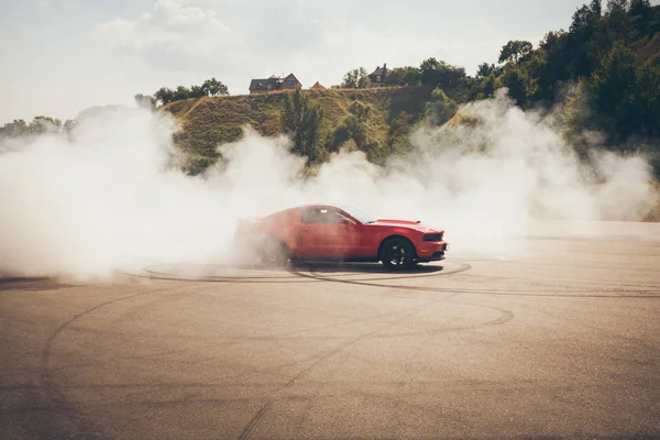 Blured samochód drifting, motion blur drift — Zdjęcie stockowe