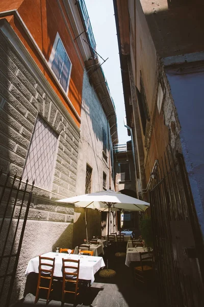 Pohled na evropské starého města Brescia v Itálii zastavárny v létě — Stock fotografie