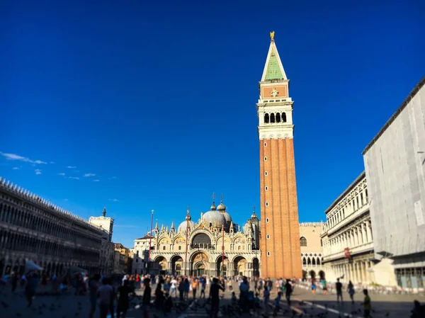 Βενετία, Ιταλία - 14 Ιουλίου 2017: Piazza San Marco που σημαίνει πλατεία Αγίου Μάρκου — Φωτογραφία Αρχείου