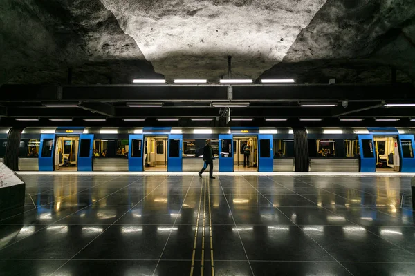 Stockholm, Švédsko - 22. května 2014. Stockholmské Metro, Švédsko interiér stadshagen — Stock fotografie