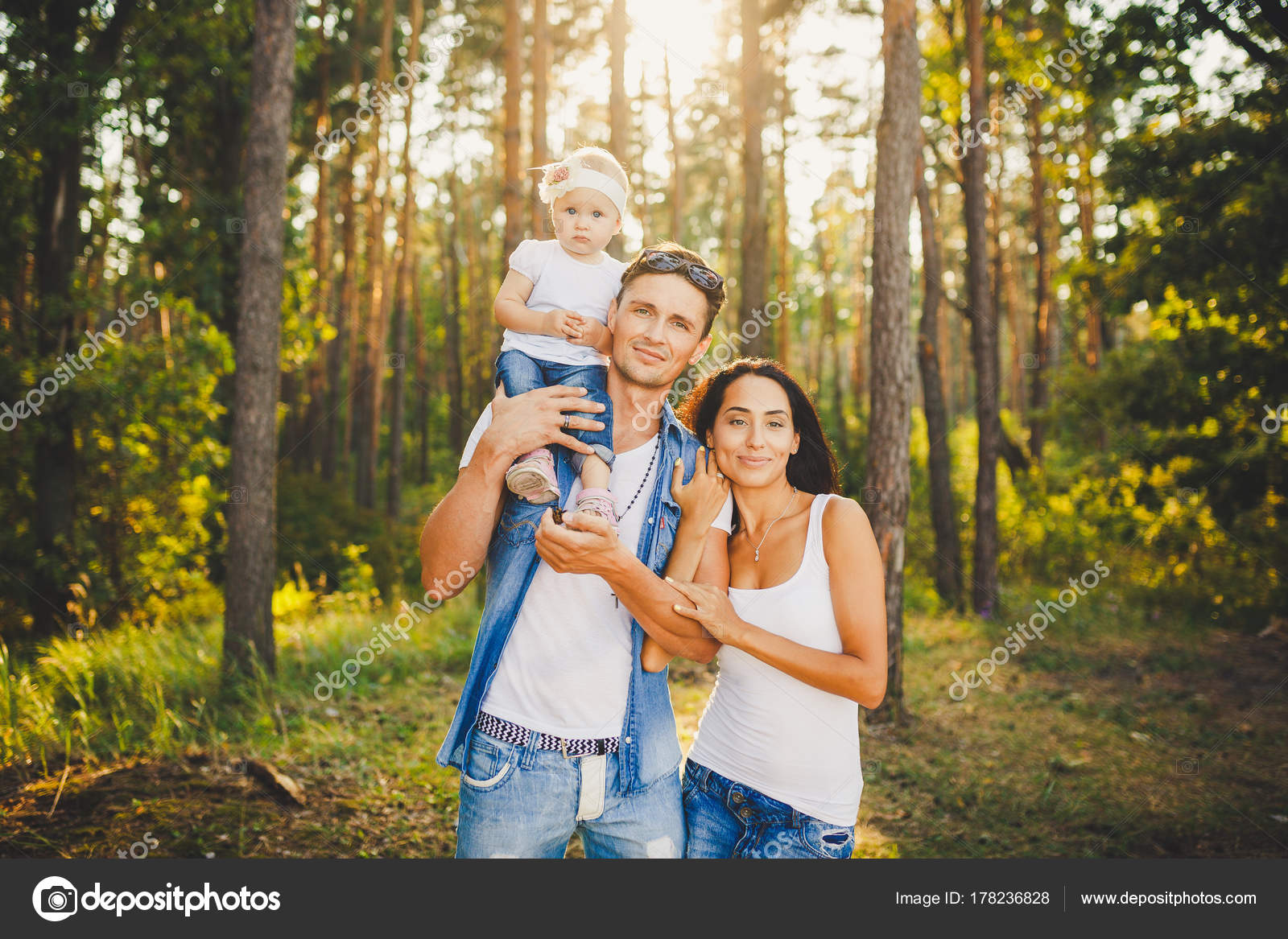 Photos family what to wear outside recommendations dress in spring in 2019 Photos family what to wear outside forecasting to wear for summer in 2019