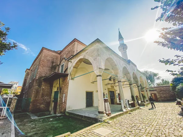 Little Hagia Sophia Moskee, ook bekend als de Kucuk Aya Sofya, in Istanbul, Turkije 26 oktober 2019. Voorheen Byzantijnse Kerk van de Heiligen Sergius en Bacchus. Kucuk ayasofya — Stockfoto