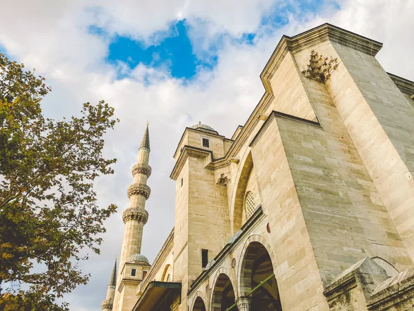 Mosquée Suleymaniye. Suleymaniye Camii. Minaret, Marmara. Mosquée Sulaymaniye Extérieur Turquie Octobre, Istanbul. Suleymaniye Camii La plus belle mosquée d'Istanbul — Photo