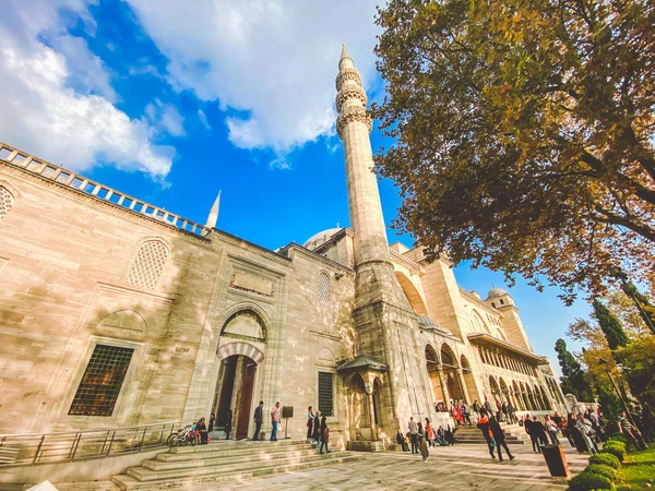 Mesquita Suleymaniye. Suleymaniye Camii. Minarete, Mármara. Mesquita Sulaymaniye Exterior Turquia 29 de outubro de 2019, Istambul. Suleymaniye Camii A mais bela mesquita de Istambul — Fotografia de Stock