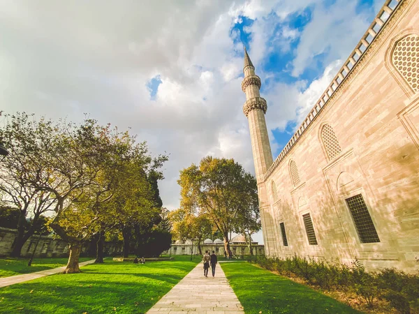 Mesquita Suleymaniye. Suleymaniye Camii. Minarete, Mármara. Mesquita Sulaymaniye Exterior Turquia 29 de outubro de 2019, Istambul. Suleymaniye Camii A mais bela mesquita de Istambul — Fotografia de Stock