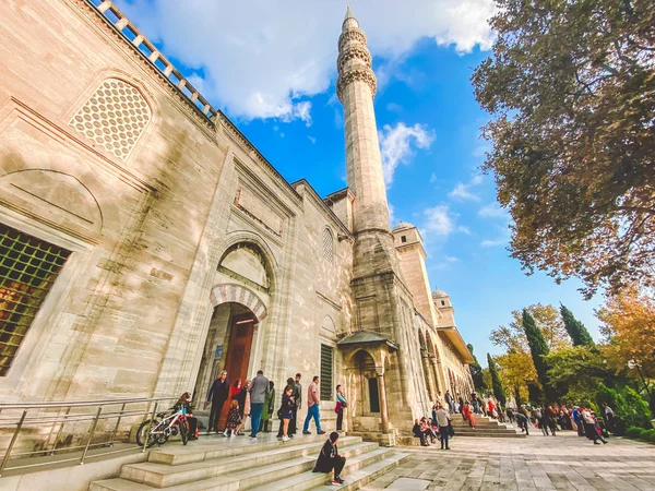 Mesquita Suleymaniye. Suleymaniye Camii. Minarete, Mármara. Mesquita Sulaymaniye Exterior Turquia 29 de outubro de 2019, Istambul. Suleymaniye Camii A mais bela mesquita de Istambul — Fotografia de Stock