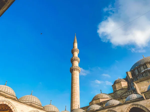 Suleymaniye Mosque. Suleymaniye Camii. Minaret, marmara. Sulaymaniye Mosque Exterior Turkey October, Istanbul. Suleymaniye Camii The most beautiful mosque in Istanbul — Stock Photo, Image