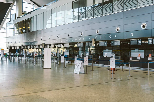 Interior Nueva Terminal Moderna Aeropuerto Lech Walesa Gdansk Aeropuerto Internacional — Foto de Stock