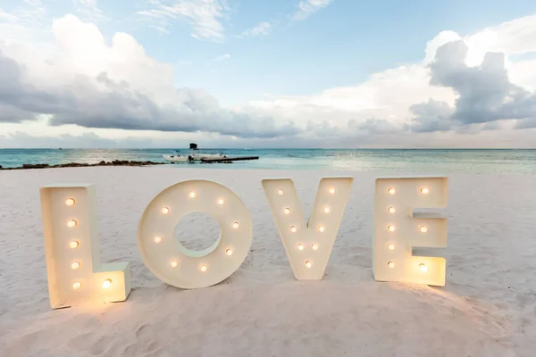Cinta Huruf Kata Pantai Berpasir Tropis Karibia Sebagai Elemen Dekoratif — Stok Foto