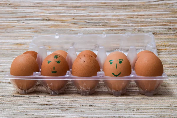 an optimist and a pessimist among eggs