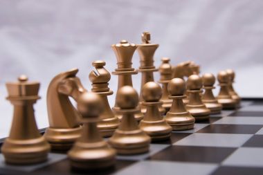 Belirleyici satranç oyunu