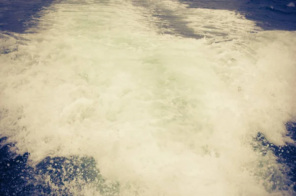 Passeio de barco no mar japonês — Fotografia de Stock