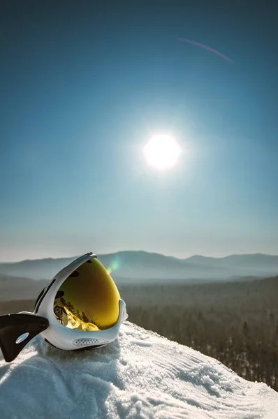 Ski Mask Mountainside — Stock Photo, Image