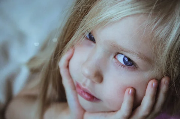 Sad Girl White Hair — Stock Photo, Image