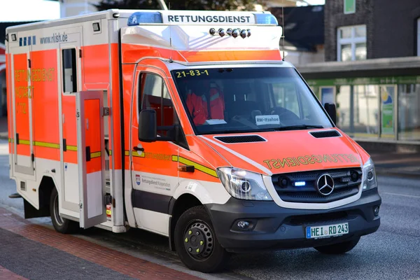 Deutscher Krankenwagen — Stockfoto