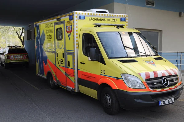 Tschechische Krankenwagen — Stockfoto