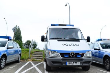Alman polis arabaları