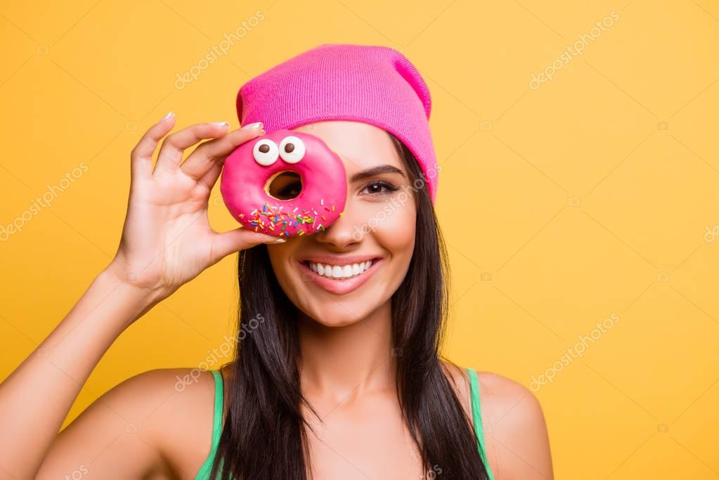 Улыбчивый и сексуальный, жестко порно куни китайки