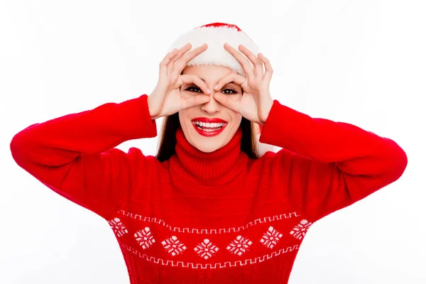 Portrait de bande dessinée heureuse femme de Noël faire des lunettes avec le surf — Photo