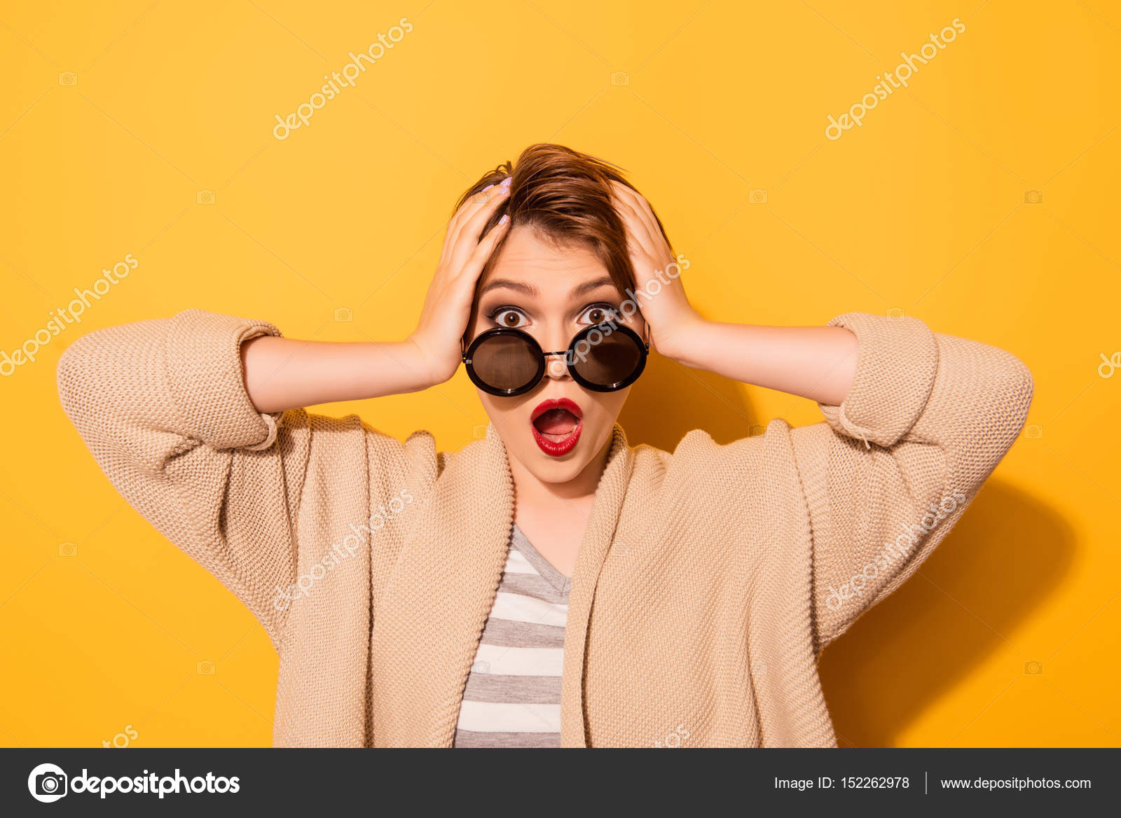 No way! up of shocked girl in stylish sunglasses Stock Photo by ©deagreez1 152262978