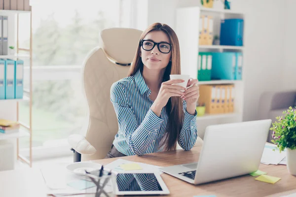 Successful relaxed dreamy business lady lawyer is resting at her — Stock Photo, Image