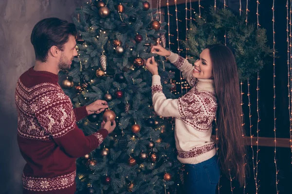 Cheerful husband and wife with long brunette hair are so excited — Stock Photo, Image