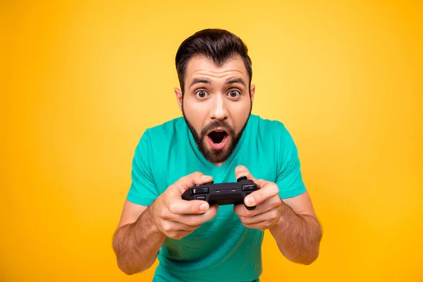 I am number one in playing games! Close up portrait of funny joy — Stock Photo, Image