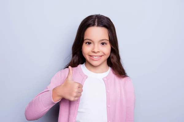 Eu gosto de estudar! Educação pré-adolescente conceito. Fechar retrato — Fotografia de Stock