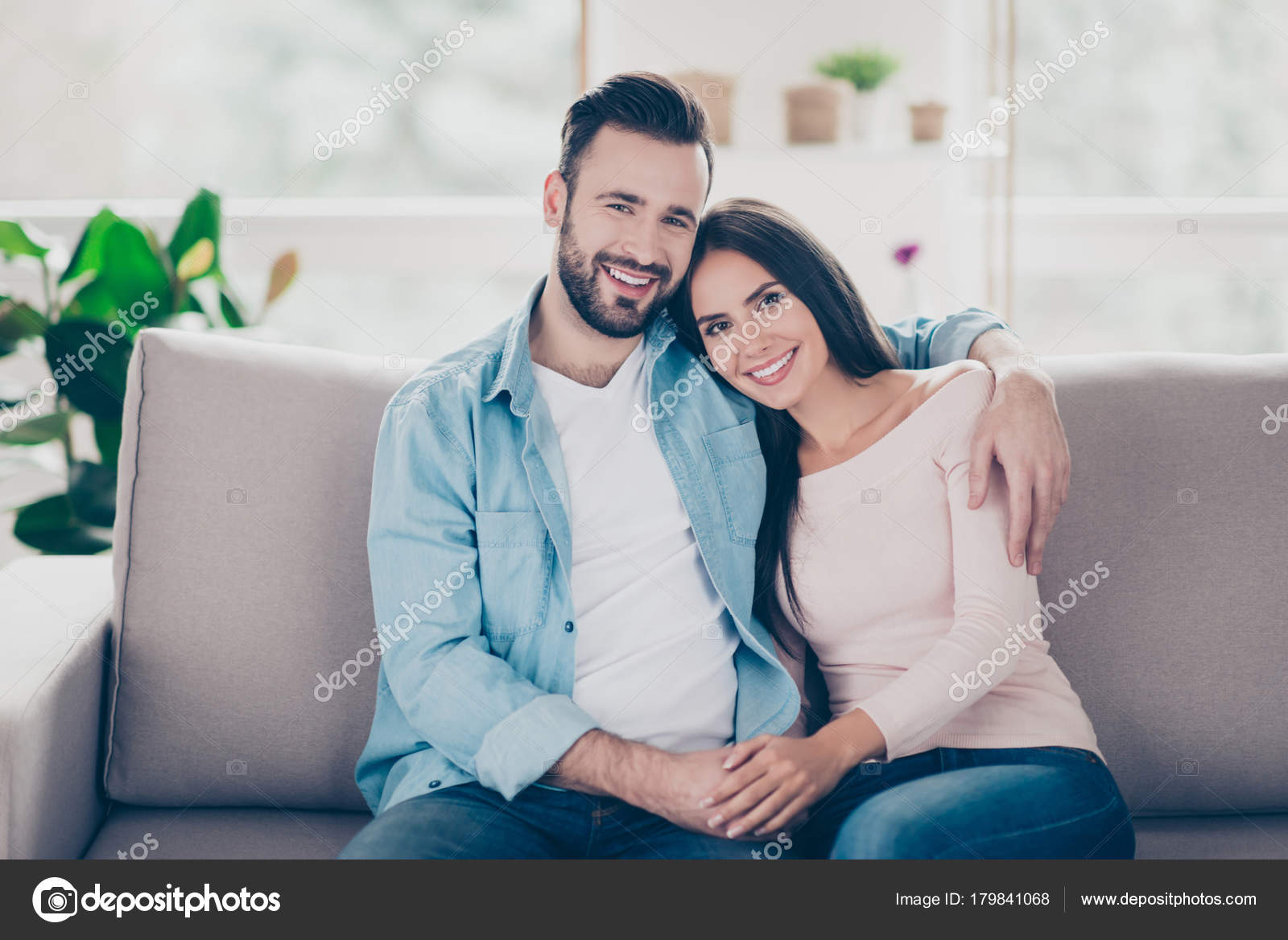 The warmest hugs in the world! Beautiful romantic cute tender ge — Stock  Photo © deagreez1 #179841068, image size:1600x1168