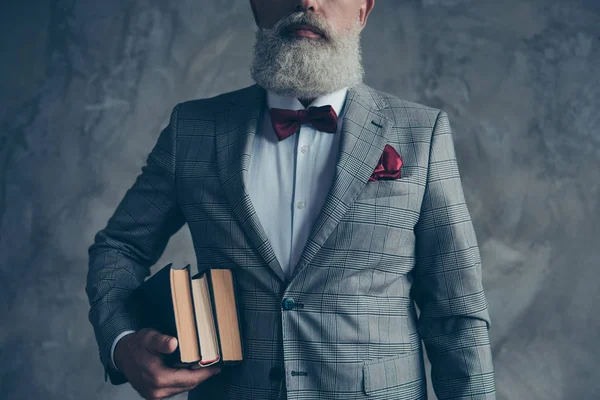 Recortado de cerca retrato de intelectual peinado de edad —  Fotos de Stock