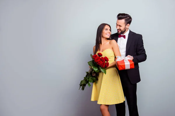 Portrait with copy space of attractive couple in formal wear, wo — Stock Photo, Image