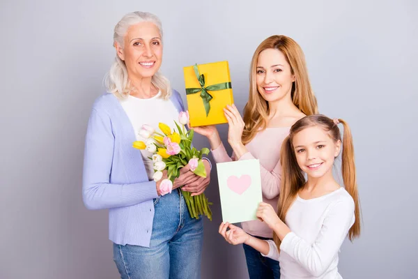 Förhållandet vänskap care trust limning moderskap generation — Stockfoto