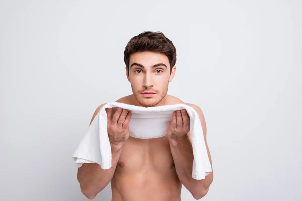 Portrait of attractive, manly, naked macho wiping his face with — Stock Photo, Image