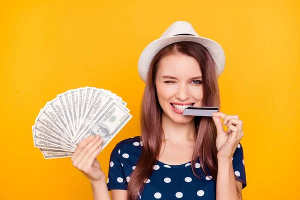 Close up portrait of cheerful, happy, pretty, charming,  girl in — Stock Photo, Image