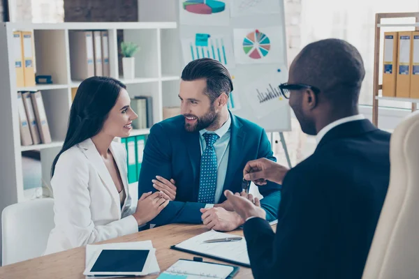 Beautiful, lovely couple looking to each other with joyful expre — Stock Photo, Image