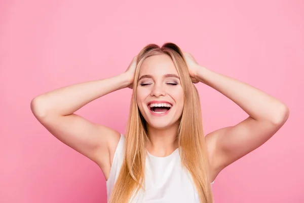 Nahaufnahme Porträt fröhlich aufgeregter erstaunter Überraschung — Stockfoto