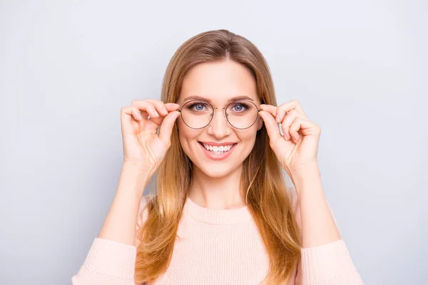 Provi il concetto di persona della gente vecchio stile rotondo. Chiudere portr — Foto Stock