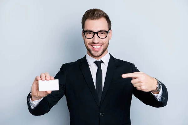 Portret van professionele succesvolle opgewonden vrolijke vertrouwen b — Stockfoto