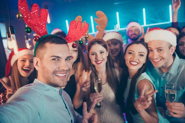 Close up photo portrait of positive carefree having good time at eve x-mas taking selfie blogger in santa claus hat raising glass sating toast for the next year 2020 — Stock fotografie